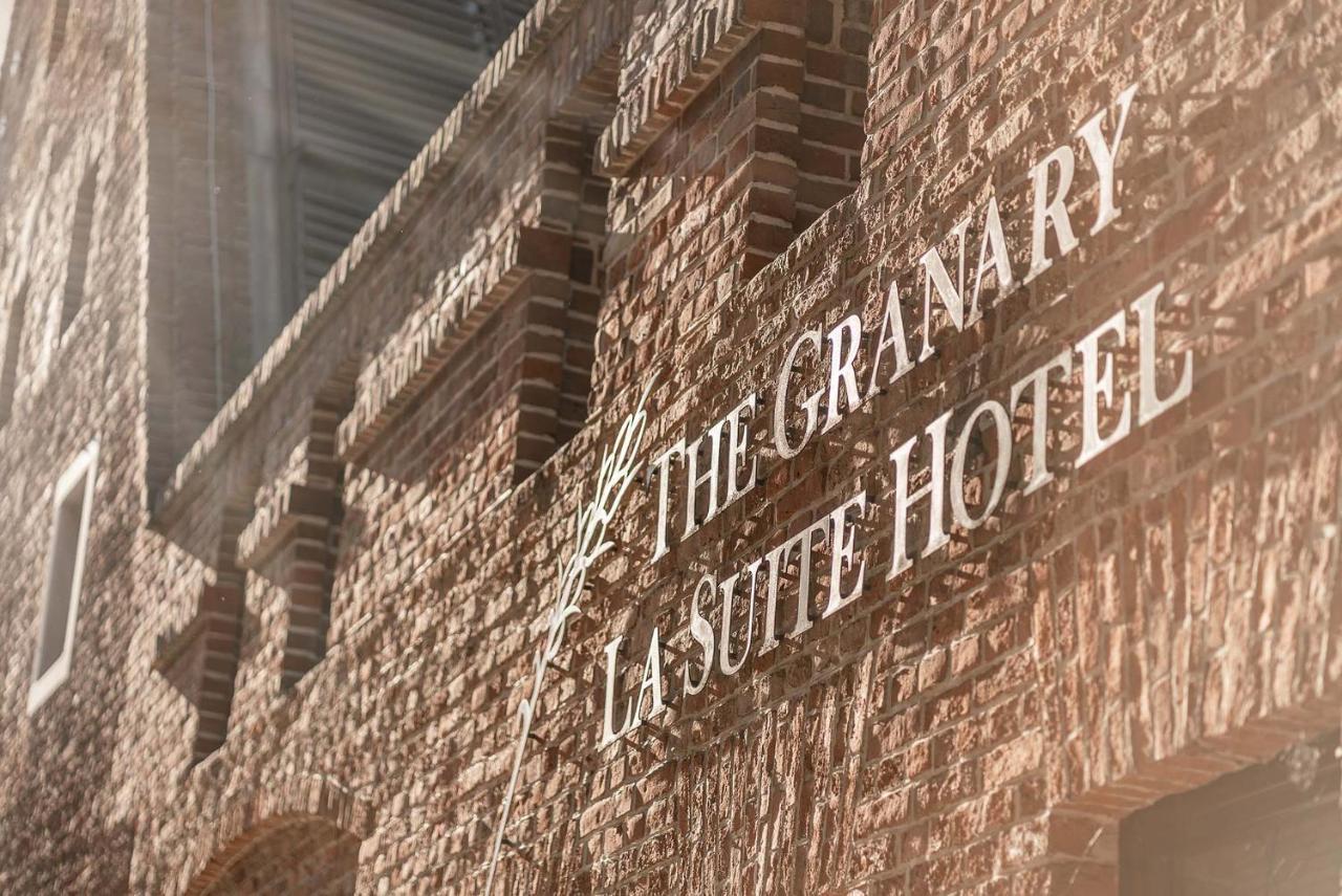 The Granary - La Suite Hotel Wrocław Buitenkant foto The Granary Hotel