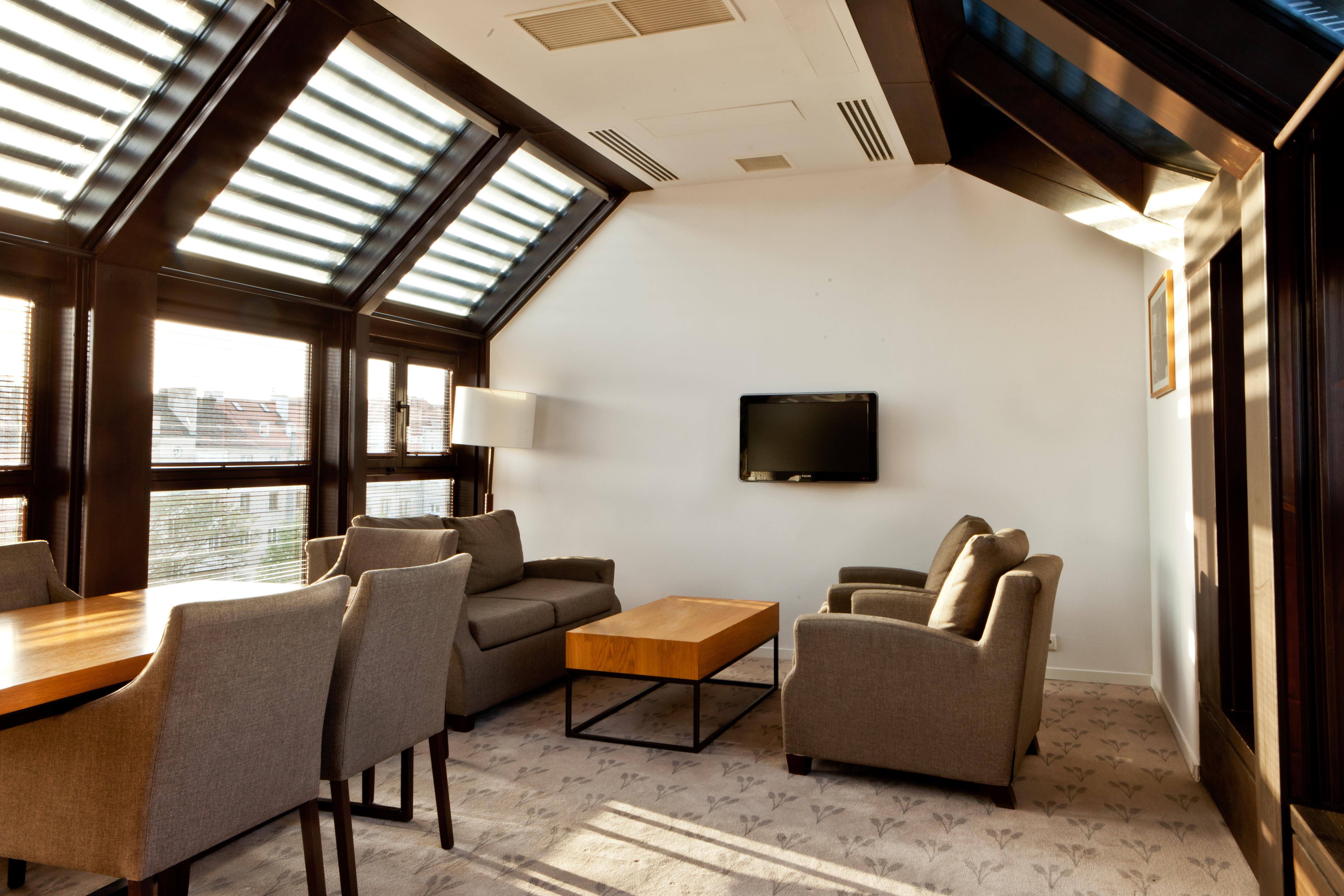 The Granary - La Suite Hotel Wrocław Buitenkant foto The Sky Bar