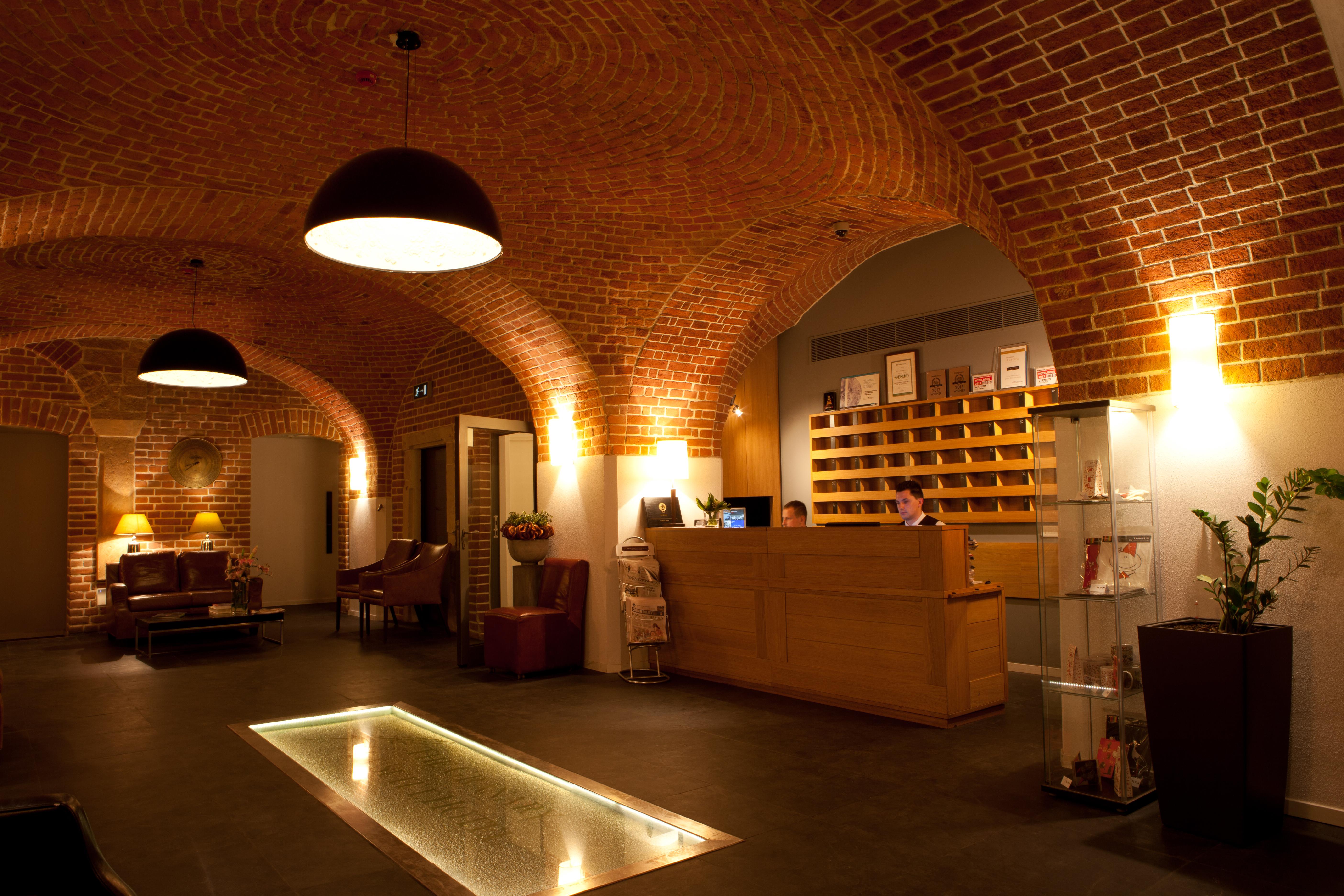 The Granary - La Suite Hotel Wrocław Buitenkant foto The interior of the wine museum