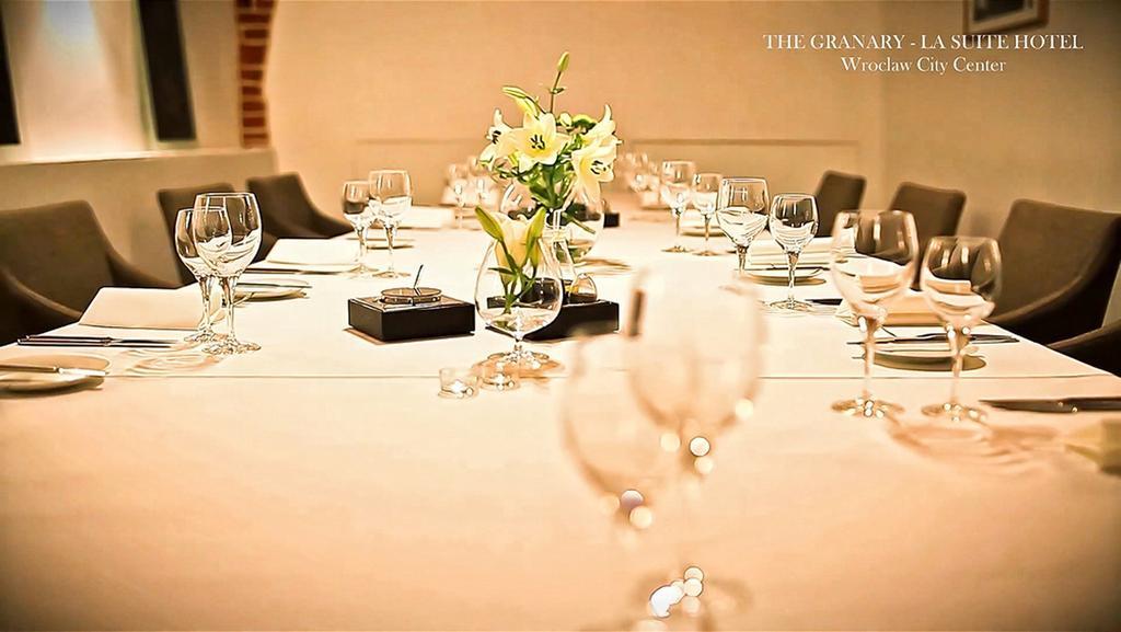 The Granary - La Suite Hotel Wrocław Buitenkant foto The Granary, West End