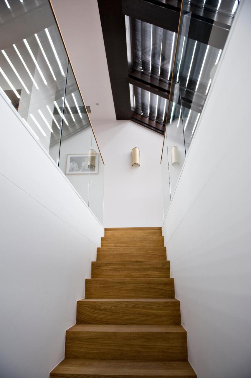 The Granary - La Suite Hotel Wrocław Buitenkant foto Staircase